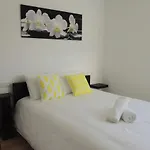 Precioso Piso En Oviedo, Parking, Wifi Y Netflix By Delabra Oviedo