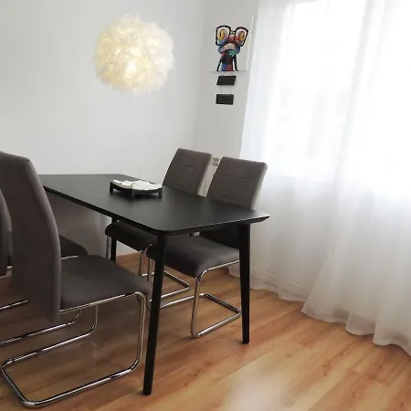 Apartamento Precioso Piso En Oviedo, Parking, Wifi Y Netflix By Delabra