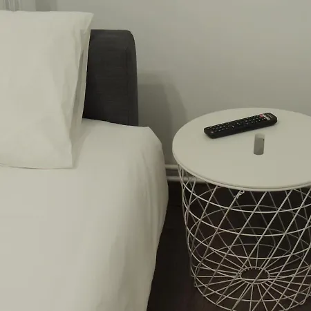 Precioso Piso En Oviedo, Parking, Wifi Y Netflix By Delabra Apartman *