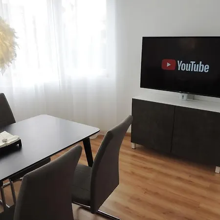 Precioso Piso En Oviedo, Parking, Wifi Y Netflix By Delabra